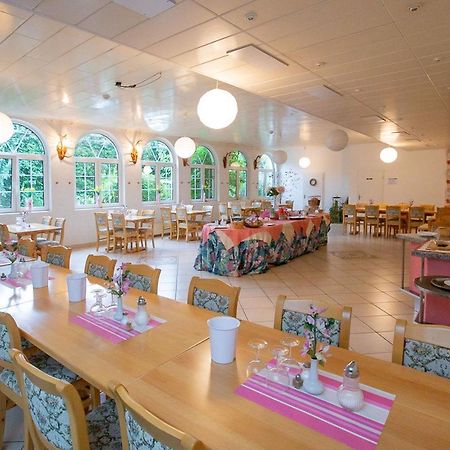 Hotel Dolgesheim Eksteriør billede
